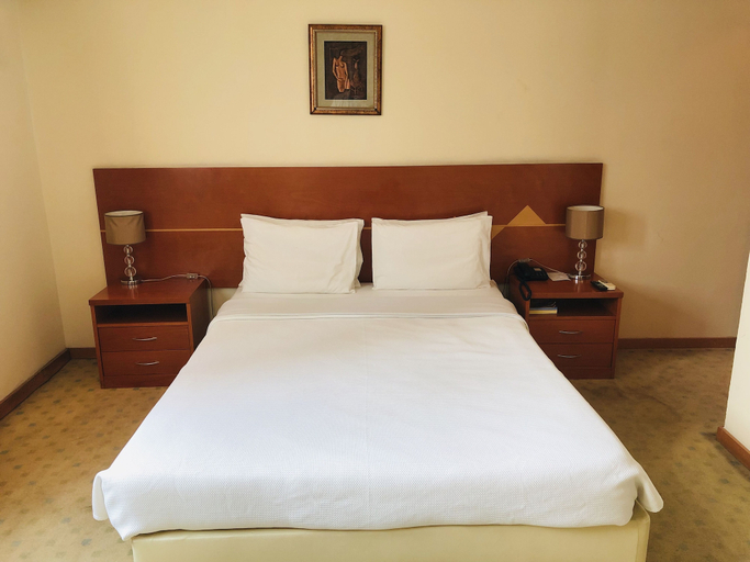 Bedroom 4, Golden Park Hotel, Ingombota