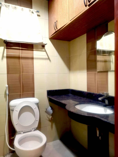 Bathroom 5, Connecting Flight Mactan Cebu Hostel, Lapu-Lapu City