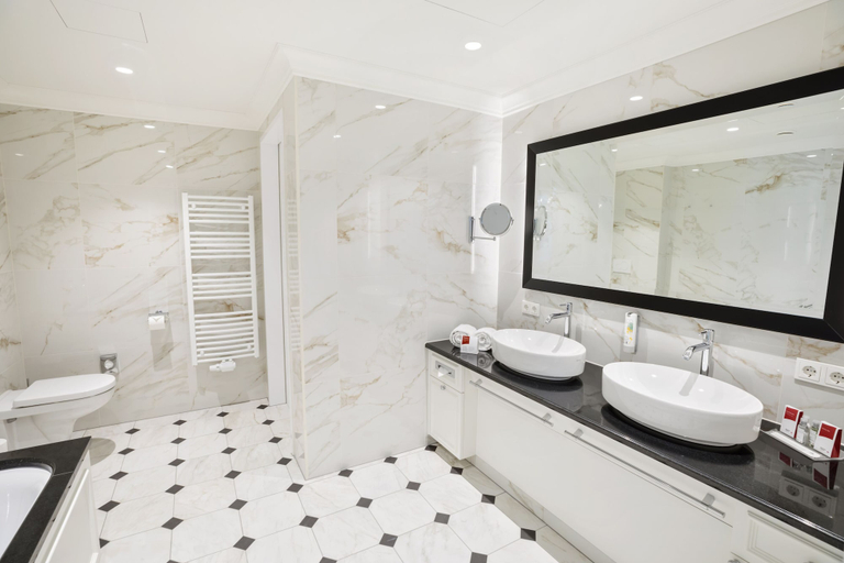 Bathroom 4, Austria Trend Parkhotel Schoenbrunn, Wien