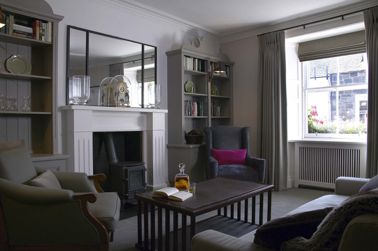 Others 5, Melville House, Perthshire and Kinross