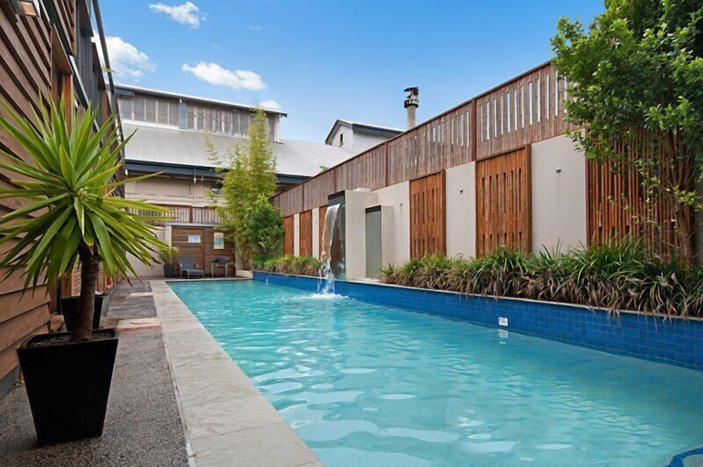 Sport & Beauty 3, The Butter Factory Byron Bay, Byron