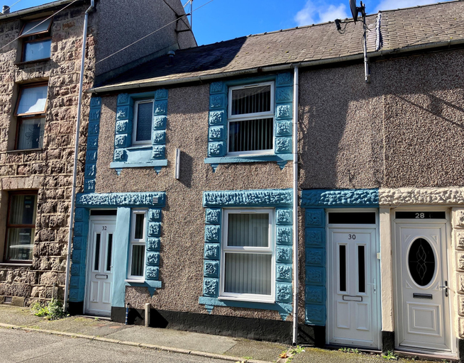 Exterior & Views 2, Chapel St Apartments, Gwynedd