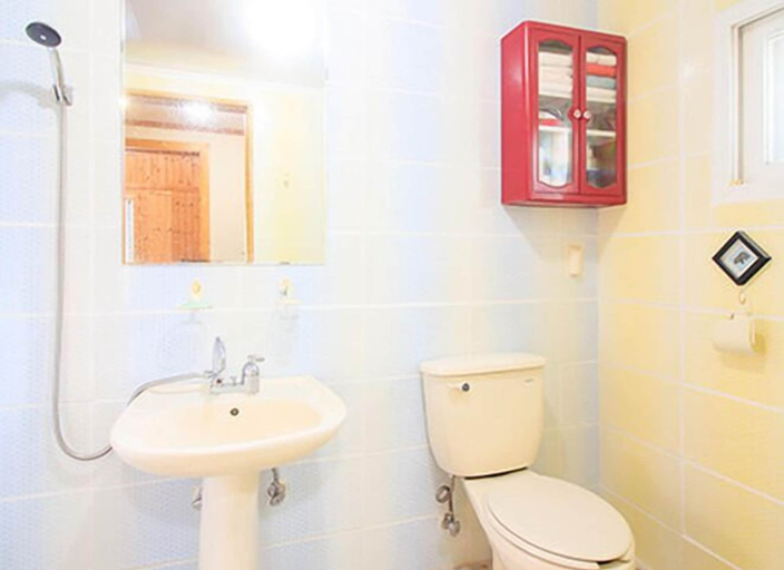 Bathroom, Goesan Namgang Pension, Chungju
