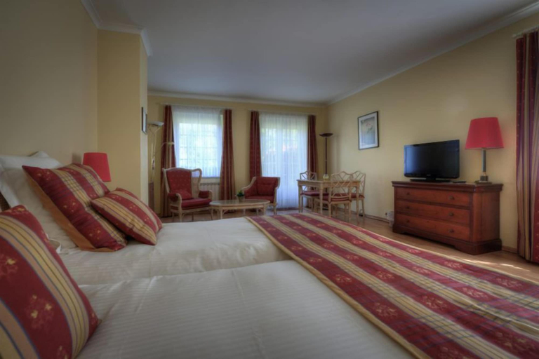 Bedroom 2, Hostellerie le Prieuré de Conques, Luxembourg