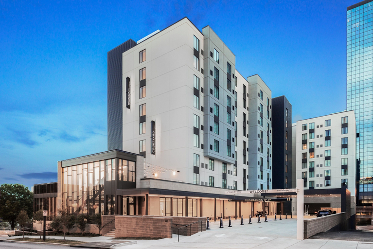 Exterior & Views 2, Courtyard by Marriott Knoxville Downtown, Knox