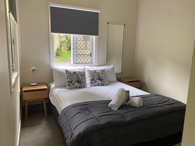 Bedroom 2, NRMA Atherton Tablelands Holiday Park, Atherton