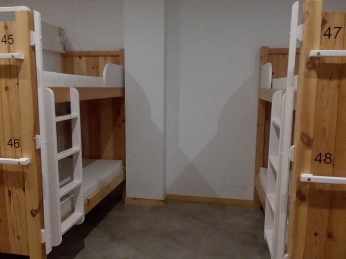 Bedroom 2, Albergue Milladoiro - Hostel, A Coruña