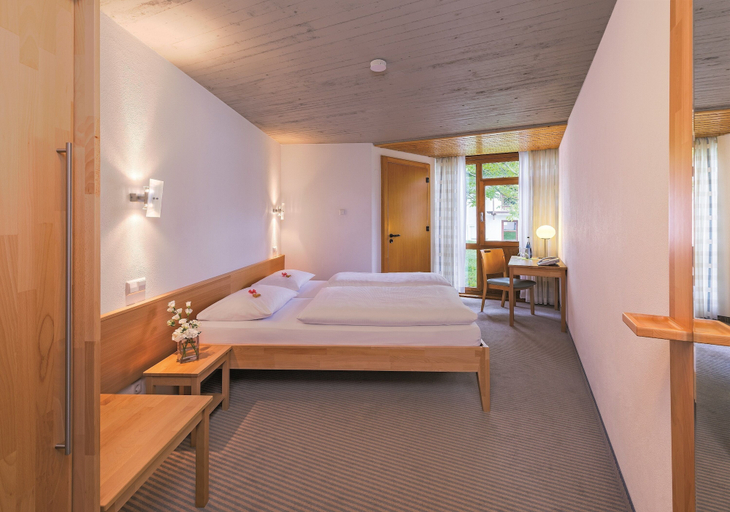 Bedroom 4, Hotel Hohenwart Forum, Pforzheim