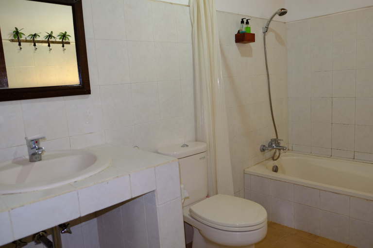 Bathroom 5, Jati 3 Bungalows, Gianyar
