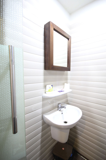 Bathroom 3, Smiley Apartment 13 - Adults Only, District 3