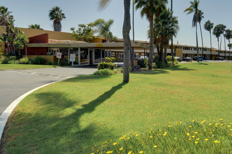 Others 5, Hotel Palmeras Chula Vista, San Diego