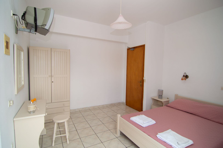 Bedroom 3, Tassia Studios, Ionian Islands