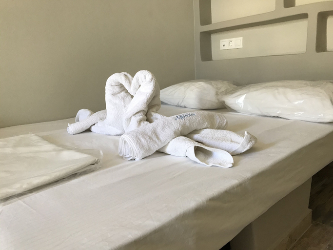 Bedroom 4, Afrodite Hotel, South Aegean