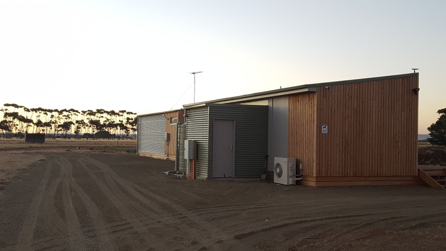 Exterior & Views 2, Lara Lodge, Greater Geelong - Pt C