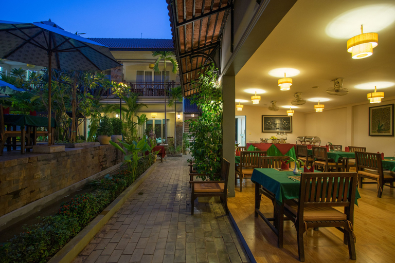 Food & Drinks 4, RATA Boutique, Siem Reap