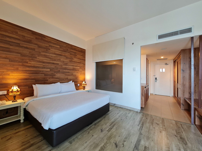 Bedroom 13