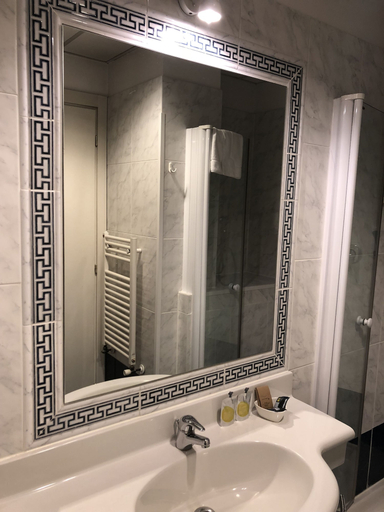 Bathroom 4, Hotel Venice, Vicenza