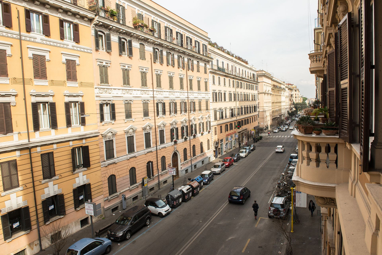 Others 4, Le Stanze di Gaia, Roma