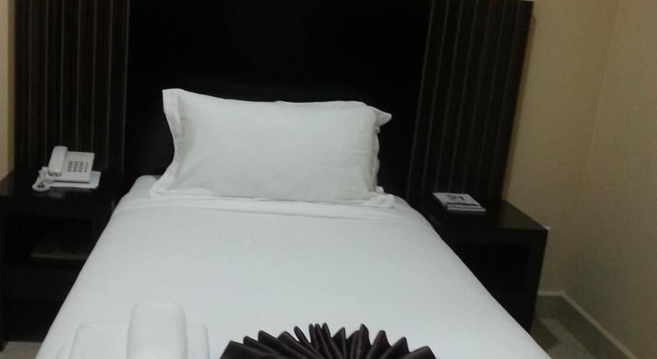 Bedroom 2, Resotel, Maputo