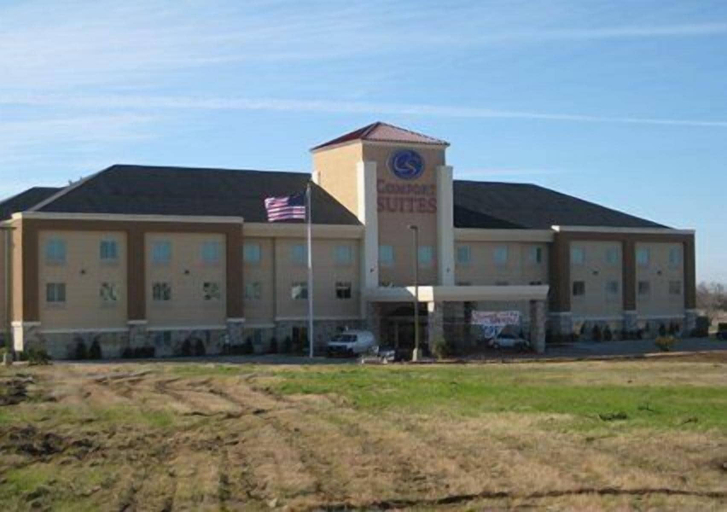 Exterior & Views 2, Quality Suites Near Cedar Creek Lake, Kaufman