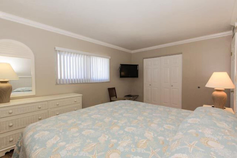 Bedroom 3, Gulfview Manor Resort, Lee
