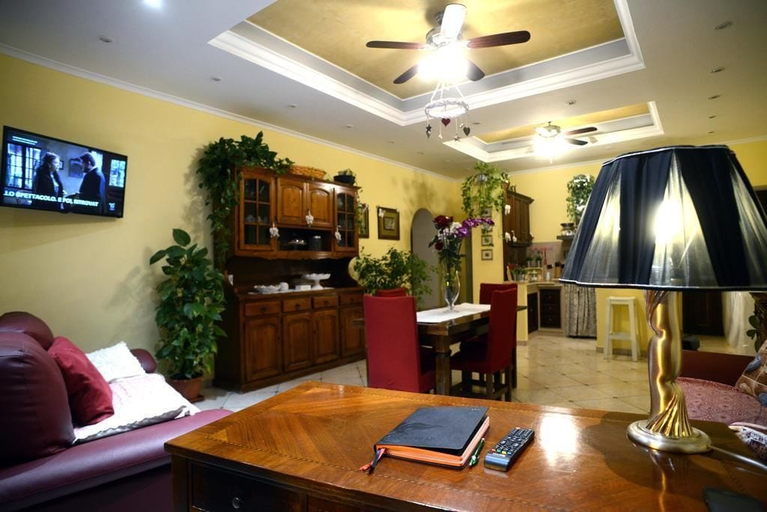 Others 5, Il B&B del Lago, Roma