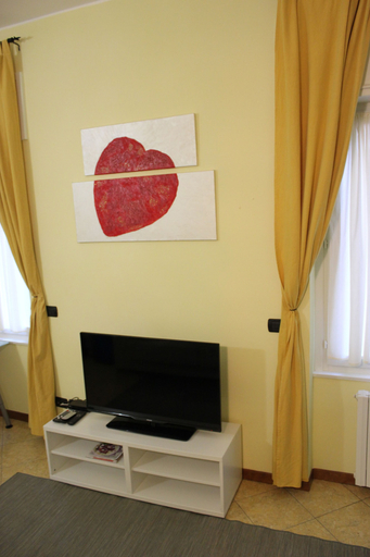 Room amenity 2, Duomo Home Milano Center, Milano