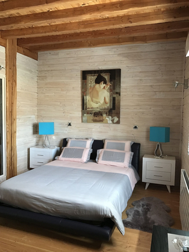 Bedroom 3, Les Chambres d'Hôtes du Mont Monnet, Loire