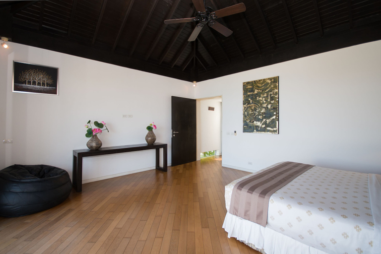 Bedroom 3, Beautiful 3-Bedroom Villa at Surin Beach, Pulau Phuket