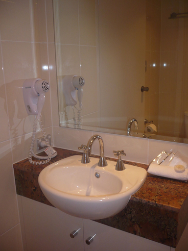 Bathroom 3, Coral Towers, Cairns