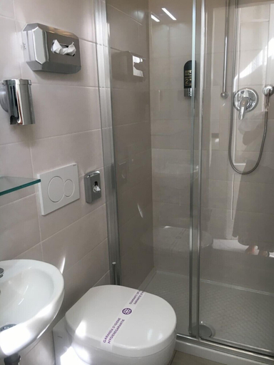 Bathroom 3, Hotel Italia Boutique, Rimini