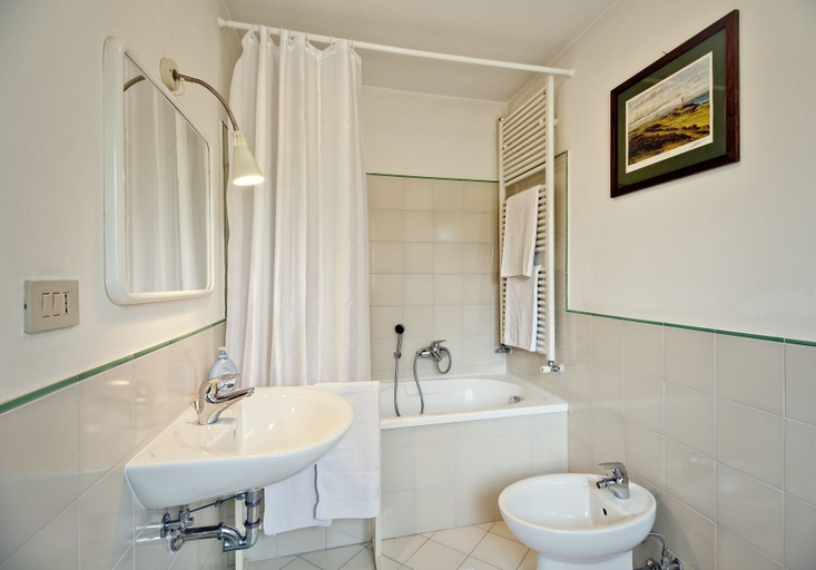 Bathroom 3, Agriturismo La Montecchia, Padua