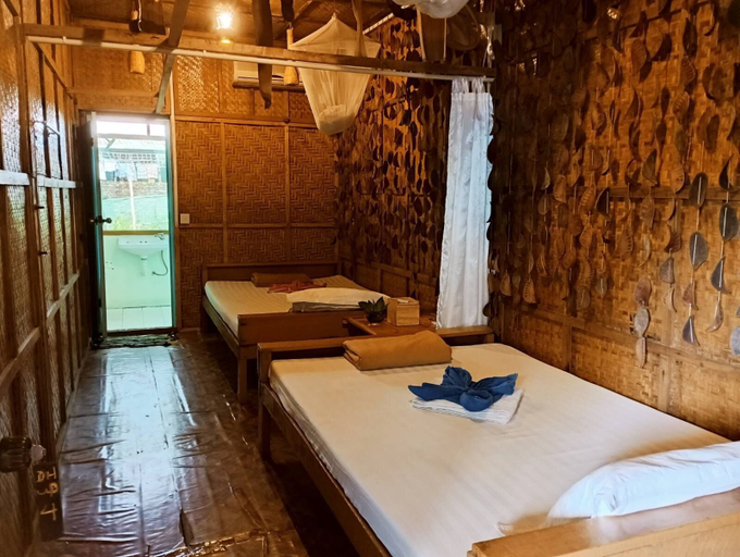 Bedroom 3, Dream House Guest House & Restaurant, Bassein
