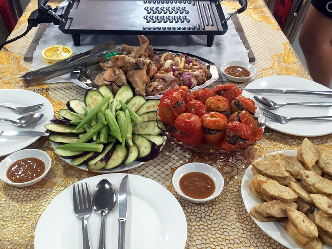 Food & Drinks 4, Ba Dat Homestay Q6, District 6