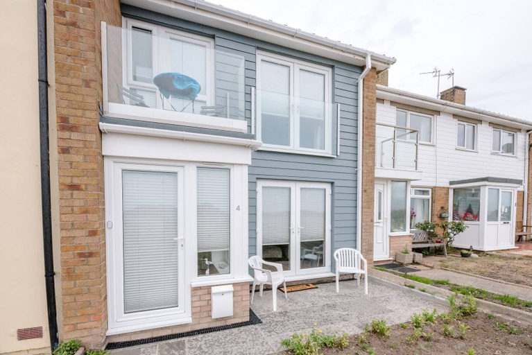 Exterior & Views, 4 Sea View Walk, Pakefield, Suffolk
