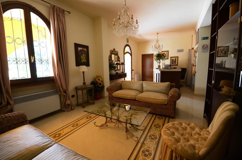 Bedroom 2, Poggio Degli Olivi, Pistoia