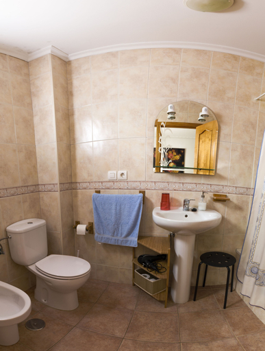 Bathroom 4, Apartamentos Rurales El Prado, Cáceres