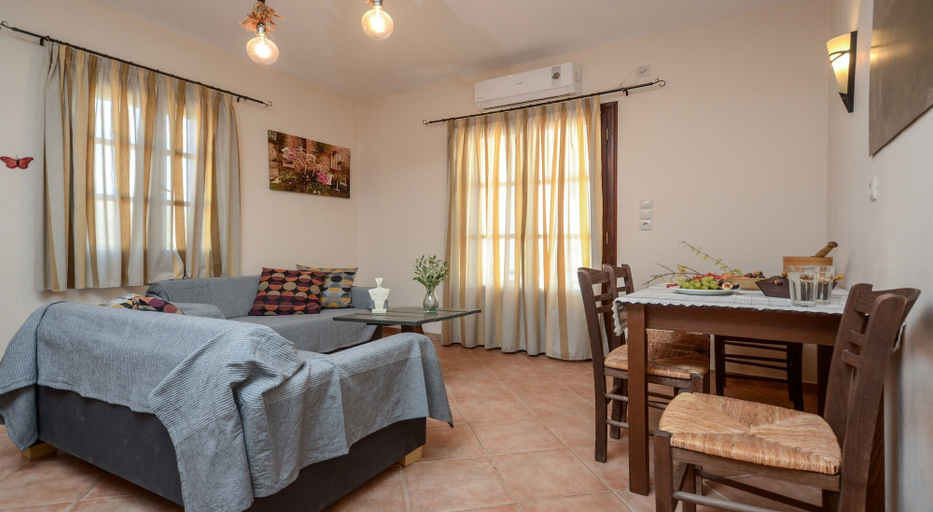 Bedroom 4, Theonis Villas, 30 meters from the beach, South Aegean