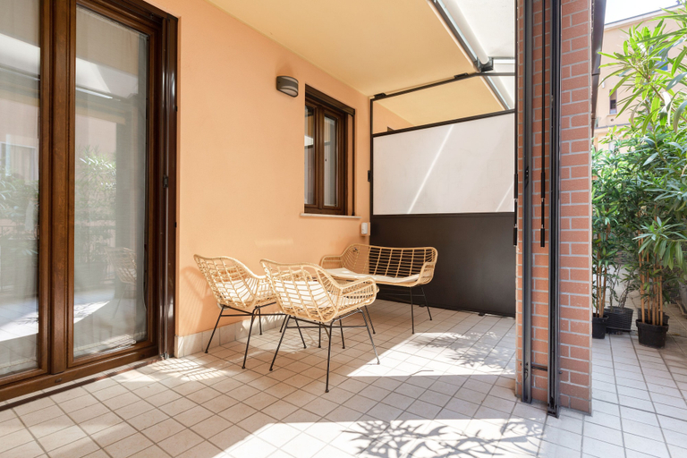 Others 2, Corsica Huge Terrace Flat, Milano