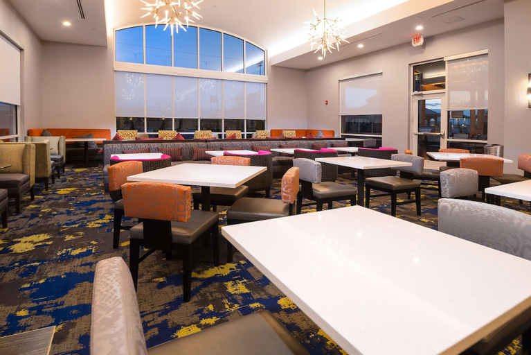 Food & Drinks 5, Homewood Suites by Hilton Tulsa Catoosa, Rogers