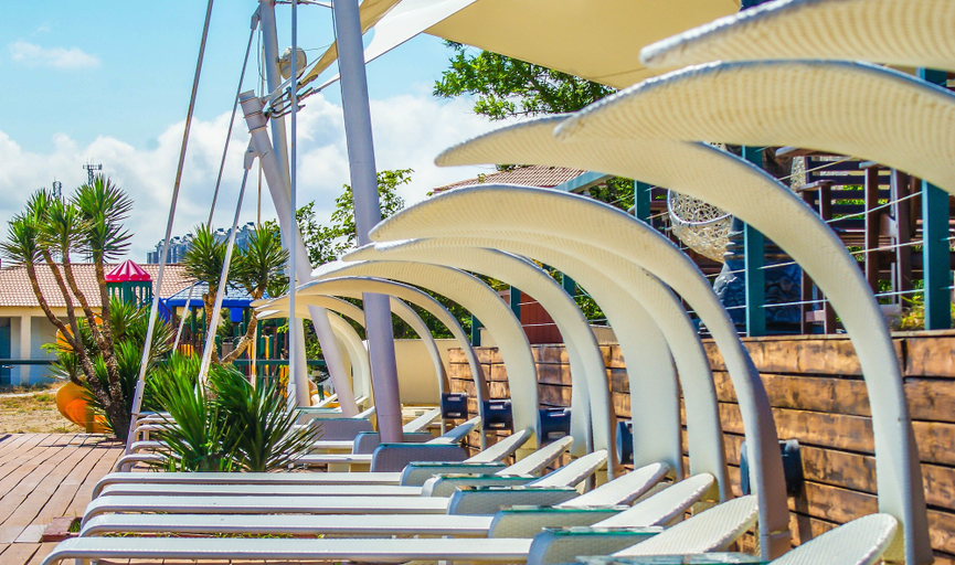 Exterior & Views, The Crescent Beach Hotel & Leisure Resort, Baku