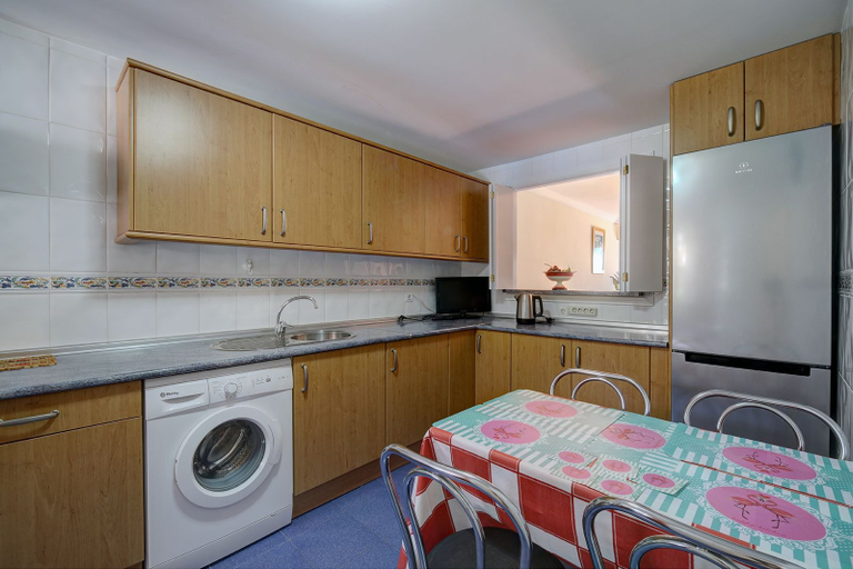 Others 4, 4 Bedroom Apartment near Banus, Málaga