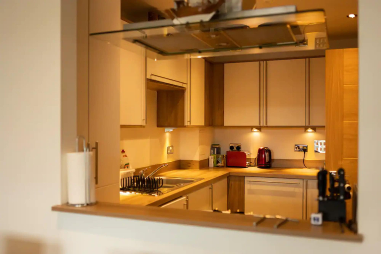 Others 5, Comfy 2 Bedroom Apartment Near Edinburgh City Centre, Edinburgh