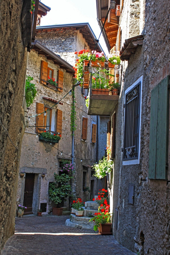 Exterior 4, La Rotonda, Brescia