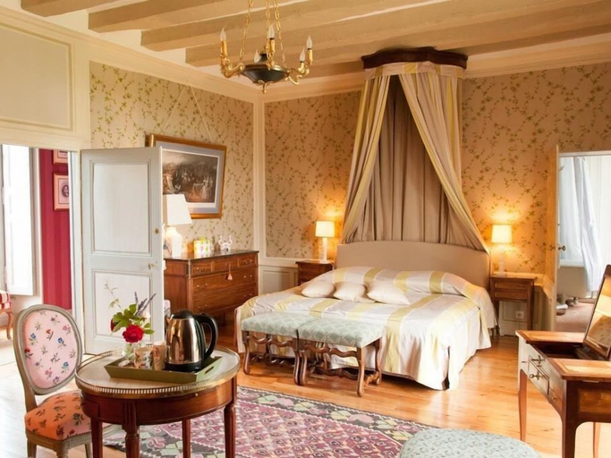 Bedroom 4, Château D'hodebert, Indre-et-Loire