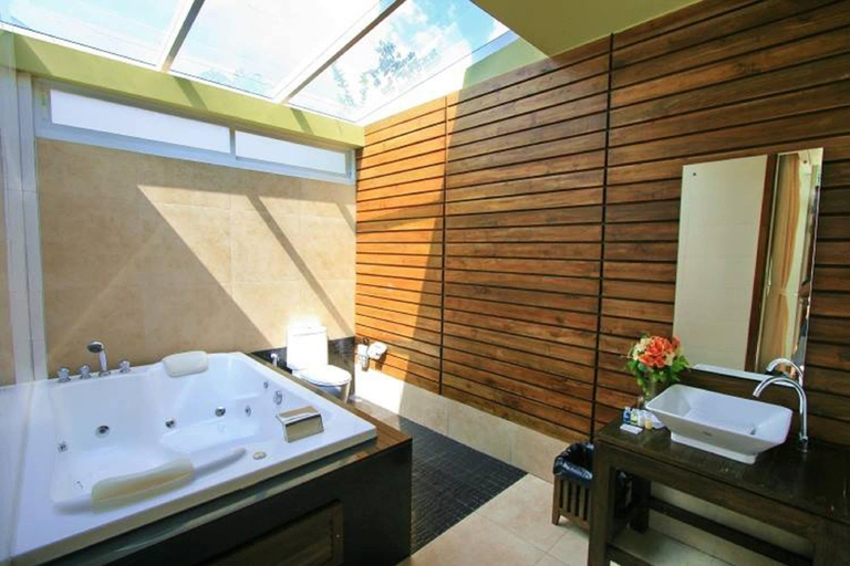 Bathroom 4, Nana Resort Kaengkrachan, Kaeng Krachan