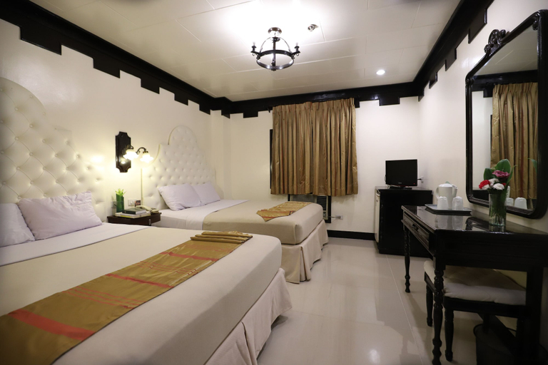 Bedroom 3, Camelot Hotel Quezon City powered by Cocotel, Quezon City