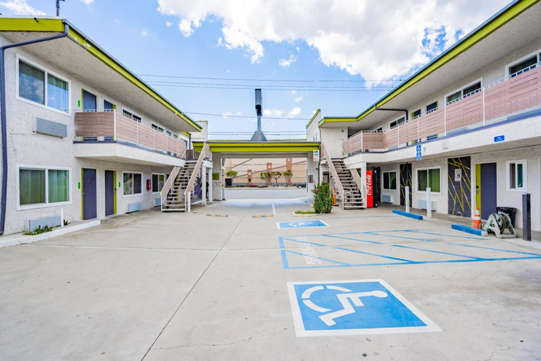 Exterior & Views 2, Exclusivo Inn & Suites, Los Angeles