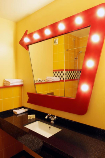 Bathroom, Disney's Hotel Santa Fe, Seine-et-Marne