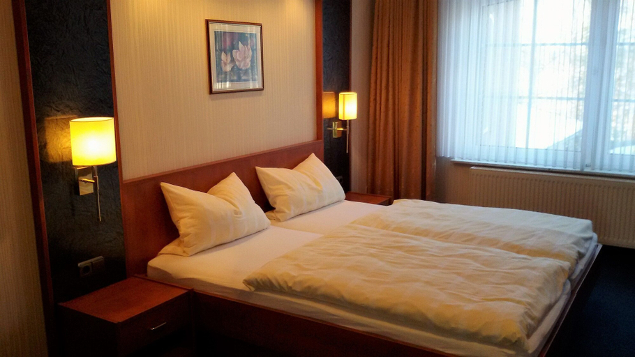 Bedroom 5, Hotel-Garni Herzog, Cloppenburg